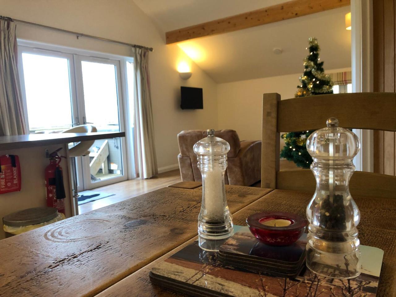 Fields End Lodges Doddington  Dış mekan fotoğraf