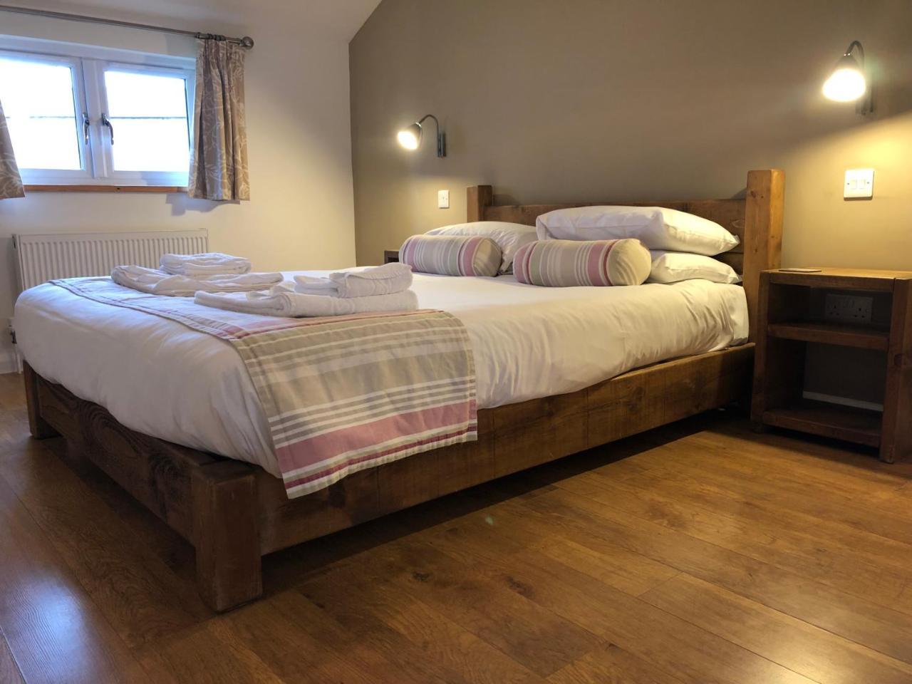 Fields End Lodges Doddington  Dış mekan fotoğraf
